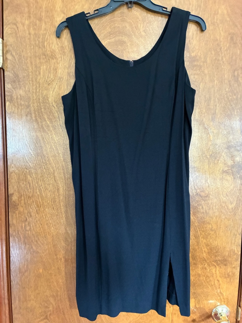Source Unknown Black Sleeveless Midi Dress